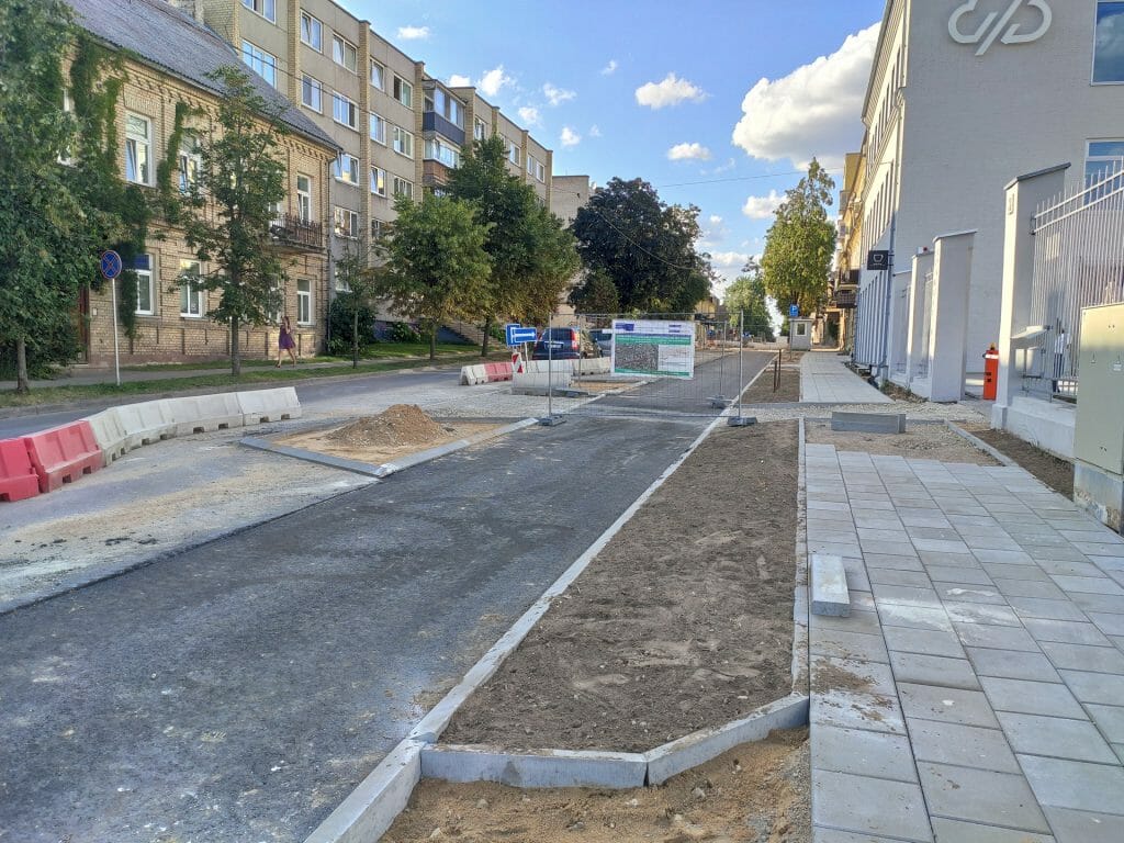 Algirdo g. dviračių takas (Algirdo g.) - Jalgrattatee, Tänav - ehituse fotod