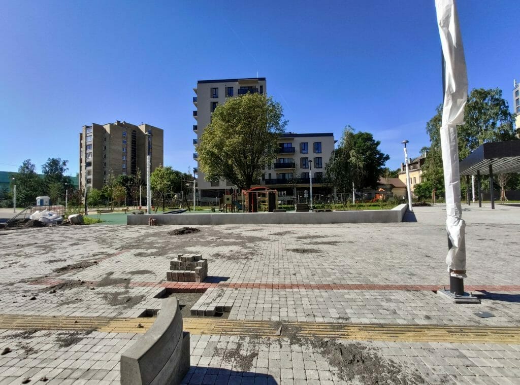 Amatų skveras (Amatų g.) - Väljak - ehituse fotod