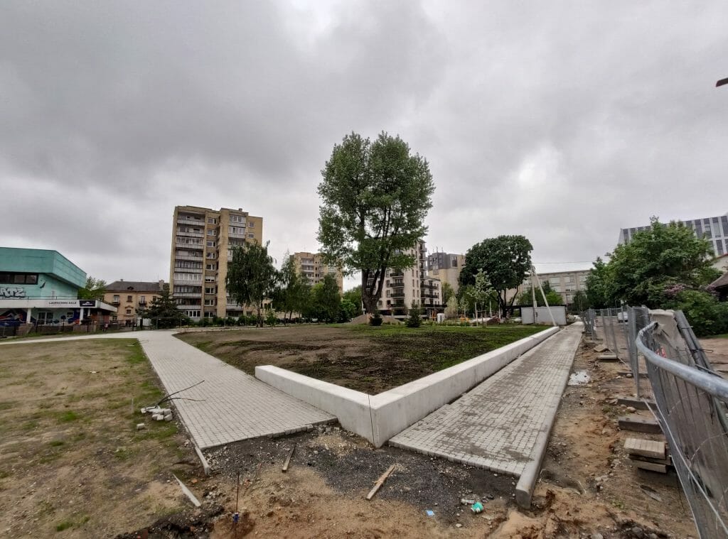 Amatų skveras (Amatų g.) - Väljak - ehituse fotod