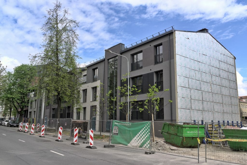 Baltas lapas Mindaugo 1 etapas (Aguonų g. 17) - Multi apartment - construction photos