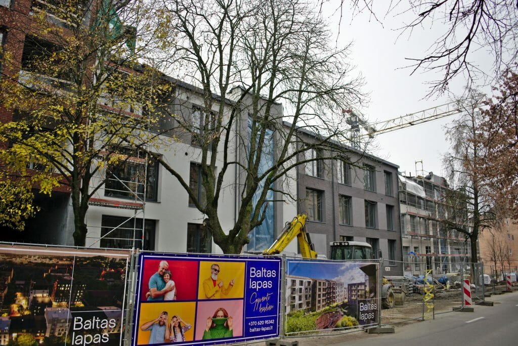 Baltas lapas Mindaugo 1 etapas (Aguonų g. 17) - Multi apartment - construction photos