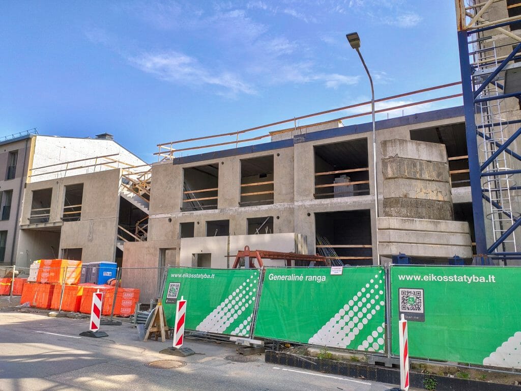 Baltas lapas Mindaugo 1 etapas (Aguonų g. 17) - Multi apartment - construction photos