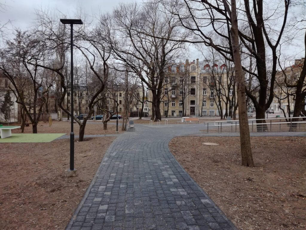 Basanavičiaus g. skveras (Basanavičiaus g.) - Väljak - ehituse fotod