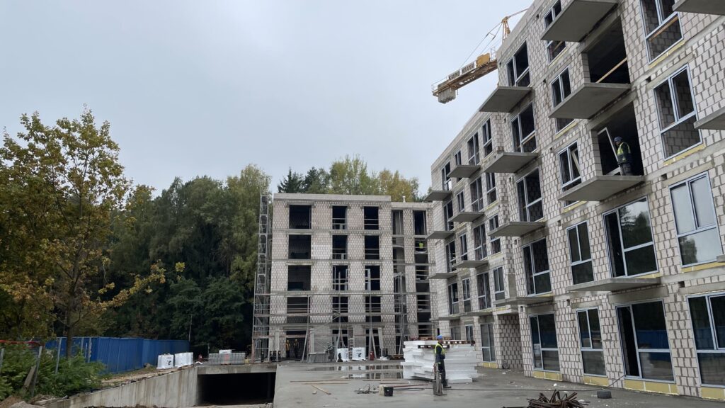 Visi savi (Visorių g. 10) - Multi apartment - construction photos