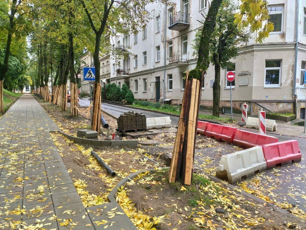 Algirdo g. dviračių takas (Algirdo g.) - Jalgrattatee, Tänav - ehituse fotod