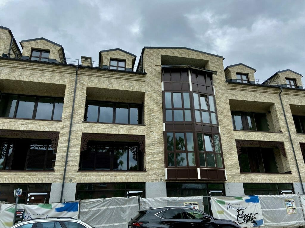 Vilniaus monmartras (Polocko g. 26) - Daudzdzīvokļu nams - būvdarbu attēli