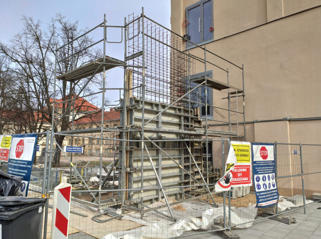 Radvilų rūmų pietų korpuso ir rytų paviljono atkūrimas (Vilniaus g. 24) - Museum - construction photos