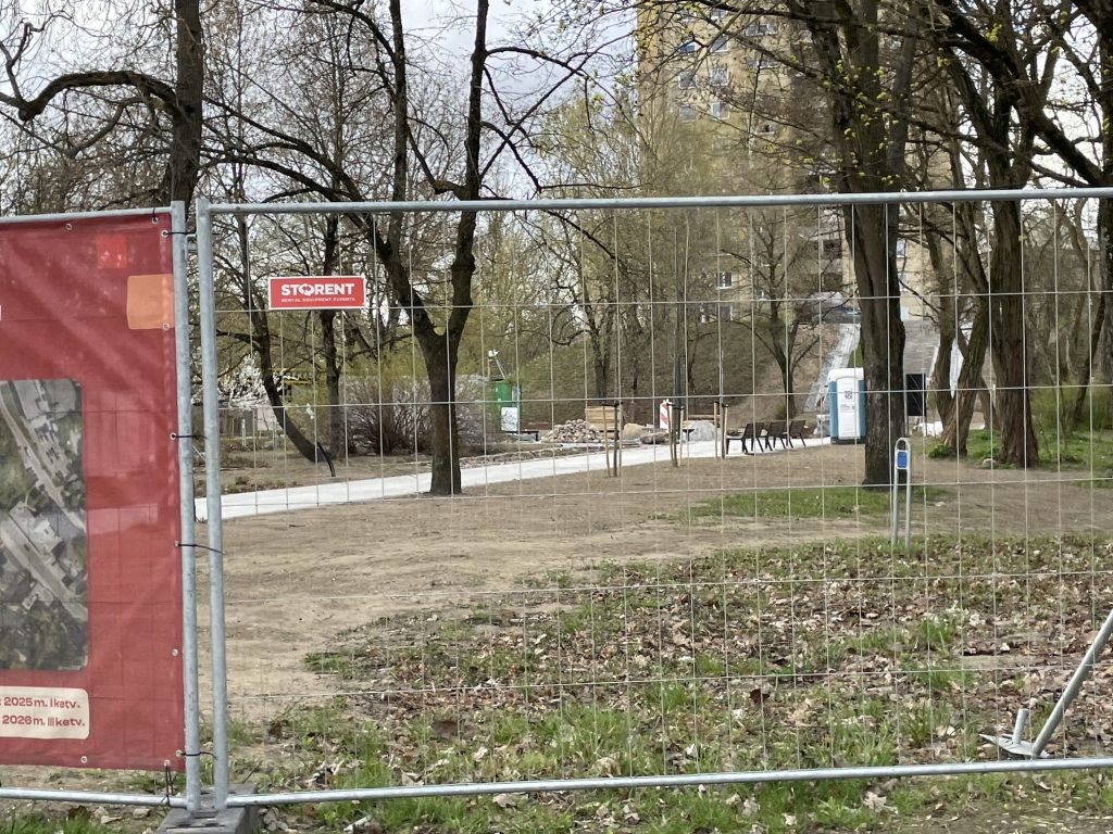 Pelesos skveras (Liepkalnio g. / Pelesos g.) - Parks - būvdarbu attēli
