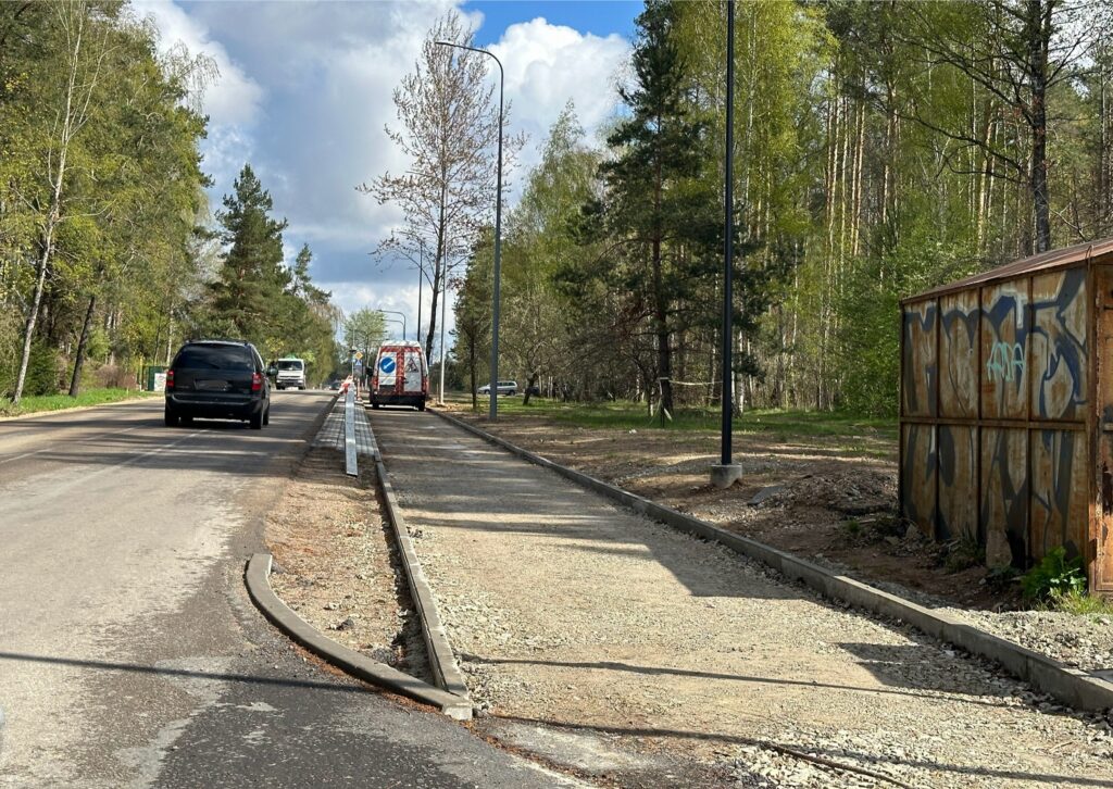 Žaliųjų ežerų g. dviračių takas iki miesto ribos (Žaliųjų ežerų g., Gulbinų g., Europos parko g.) - Bike path - construction photos