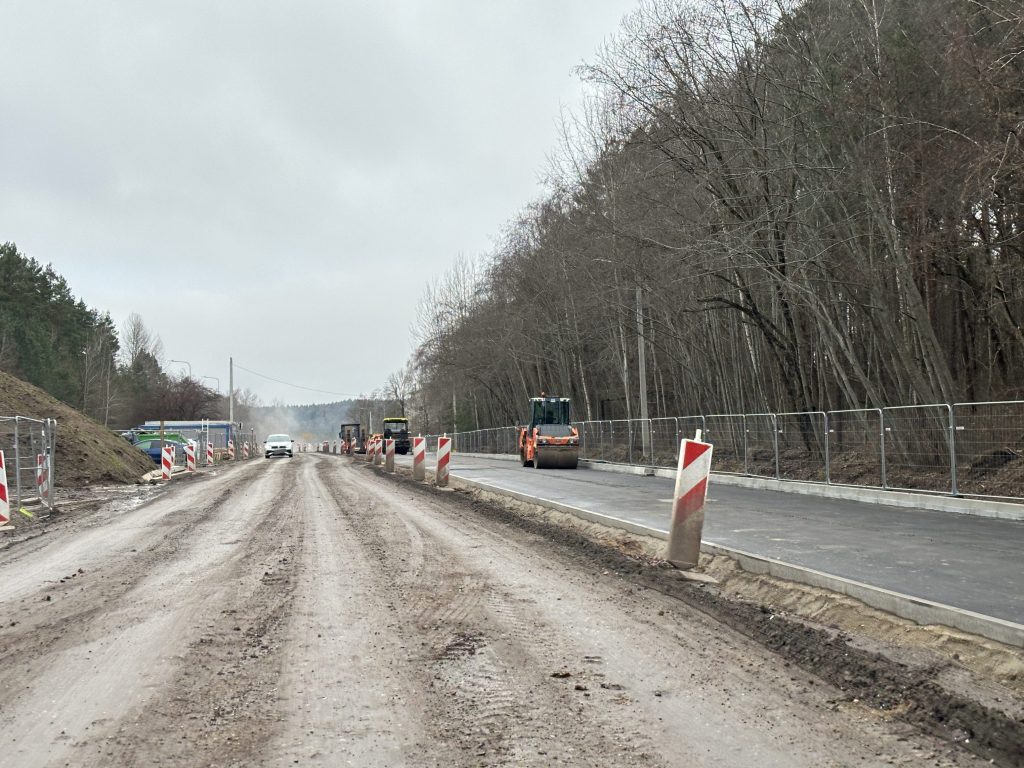 Lazdynėlių g. rekonstrukcija (Lazdynėlių g.) - Velosipēdu ceļš, Iela - būvdarbu attēli