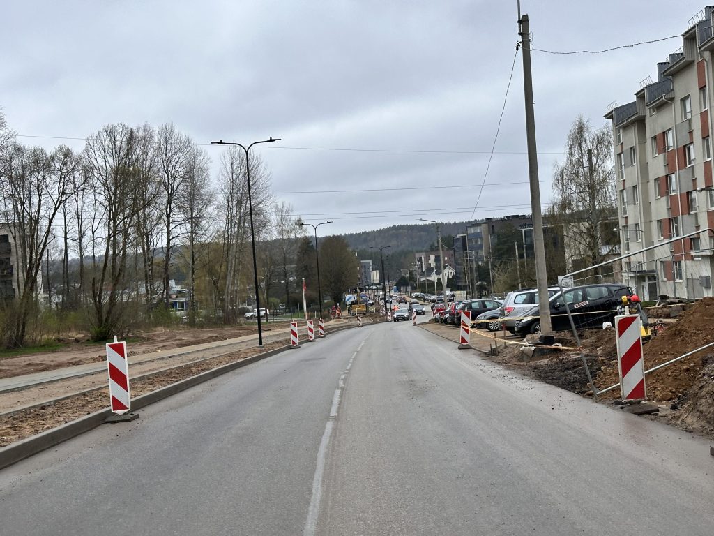 Lazdynėlių g. rekonstrukcija (Lazdynėlių g.) - Velosipēdu ceļš, Iela - būvdarbu attēli