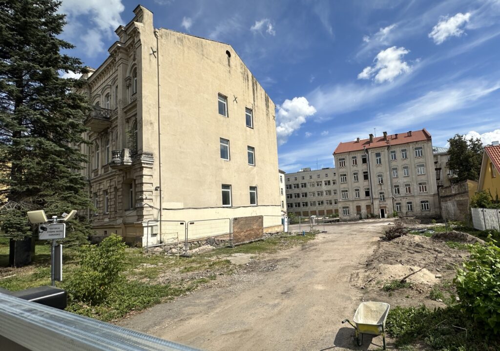 Radvilų valda Tilto g. 9 (Tilto g. 9) - Daudzdzīvokļu nams - būvdarbu attēli