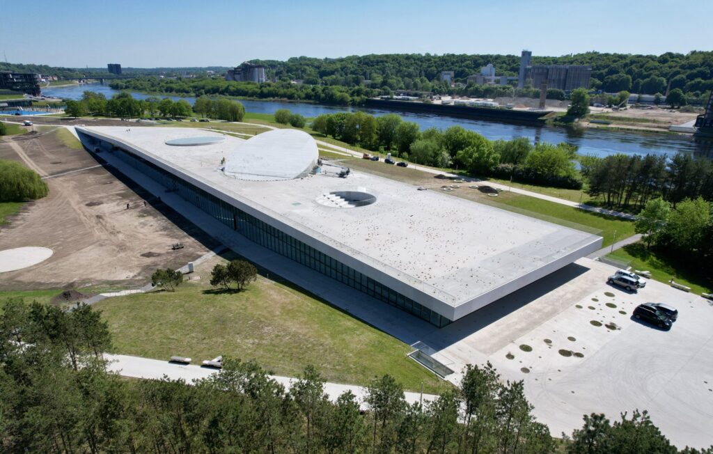 Mokslo sala (Karaliaus Mindaugo pr. 50) - Museum - construction photos