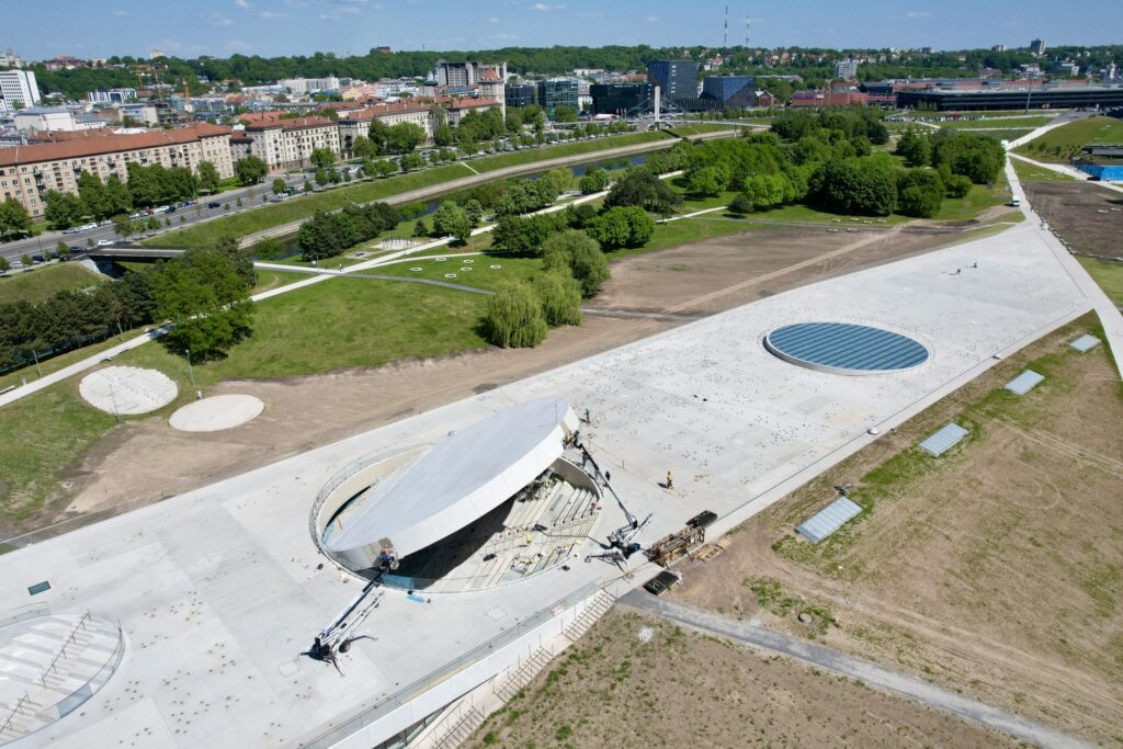 Mokslo sala (Karaliaus Mindaugo pr. 50) - Museum - construction photos