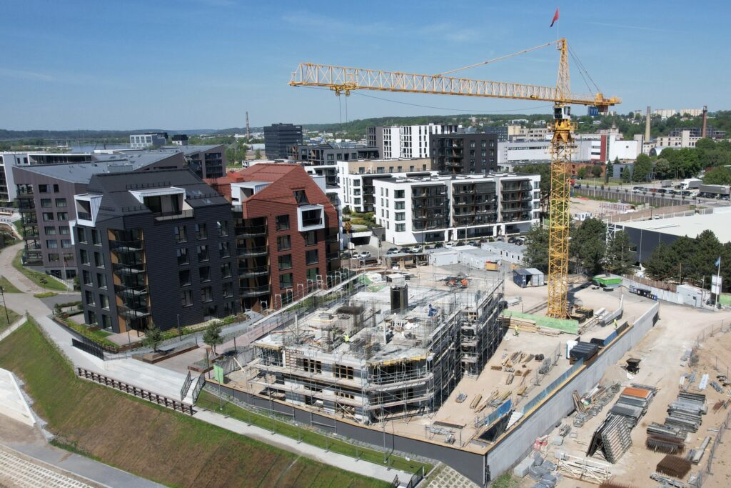 Piliamiestis 10 etapas (Brastos g. 28A) - Daudzdzīvokļu nams - būvdarbu attēli