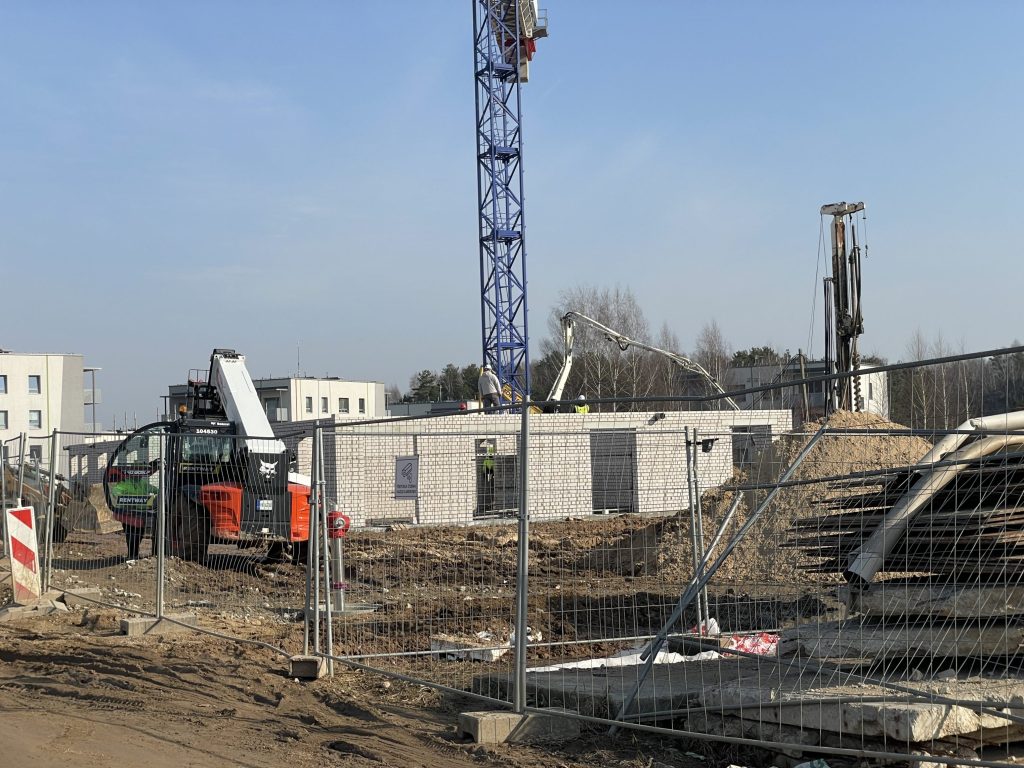 Bajorų alėjos 6 etapas (Salaspilio g. 2) - Korterelamu - ehituse fotod