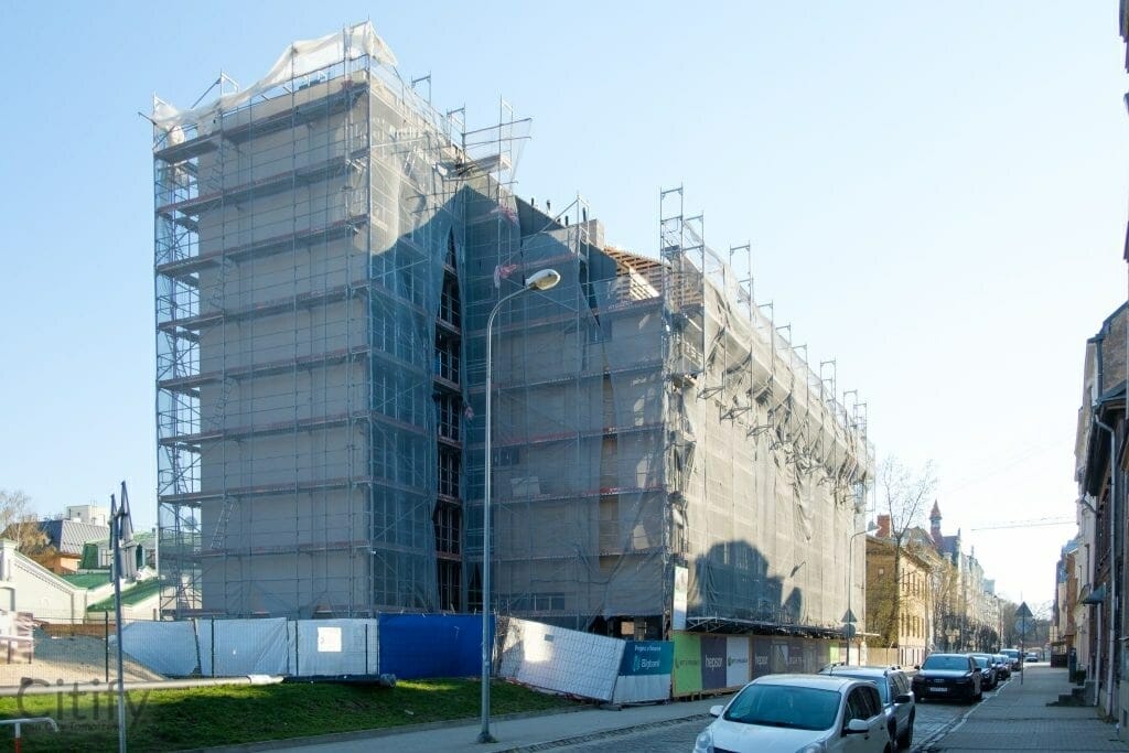 Strēlnieku 4b (Strēlnieku iela 4b) - Daugiabutis - statybų nuotraukos