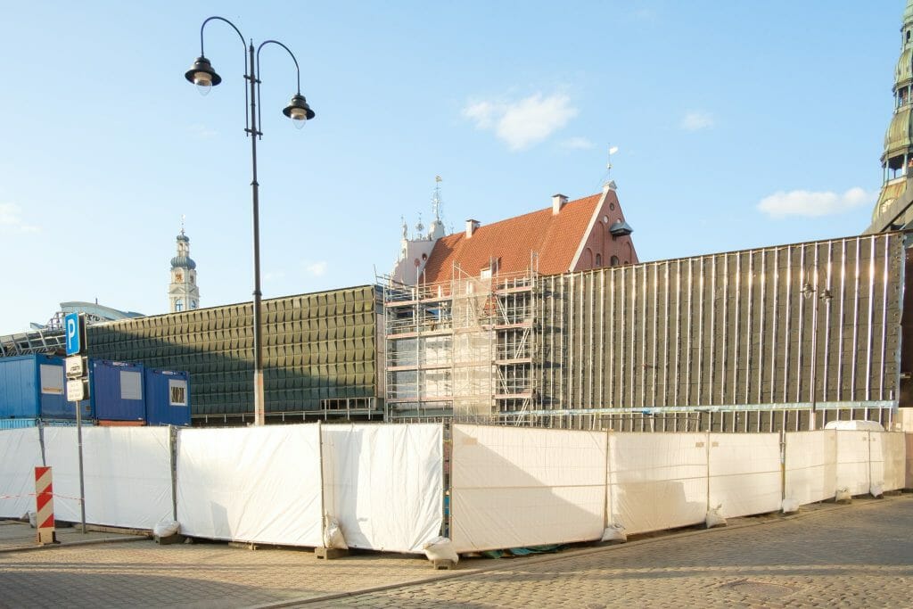 Padomju okupācijas piemiņas memoriāls "Vēstures taktīla" un Latviešu strēlnieku laukuma atjaunošana (Latviešu Strēlnieku laukums 1) - Laukums - būvdarbu attēli