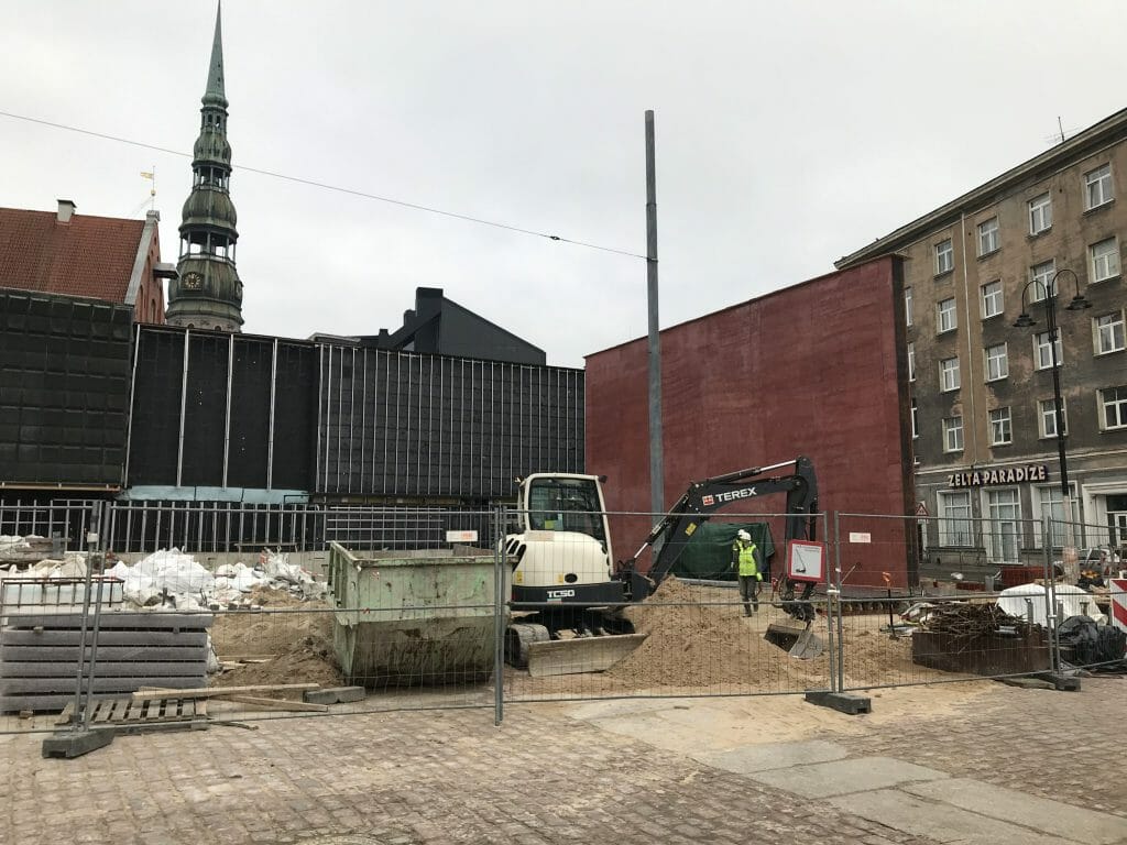 Padomju okupācijas piemiņas memoriāls "Vēstures taktīla" un Latviešu strēlnieku laukuma atjaunošana (Latviešu Strēlnieku laukums 1) - Laukums - būvdarbu attēli