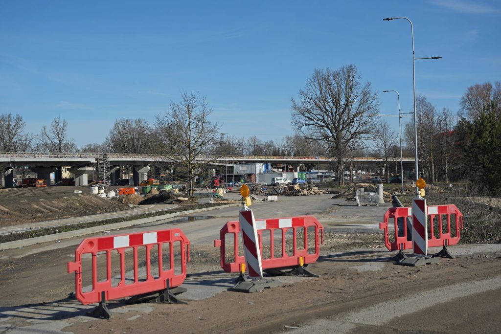 Dienvidu tilta IV kārta II posms (Jāņa Čakstes gatve) - Ceļš - būvdarbu attēli