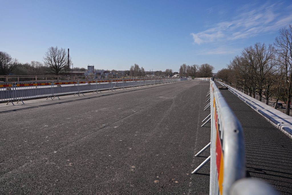 Dienvidu tilta IV kārta II posms (Jāņa Čakstes gatve) - Ceļš - būvdarbu attēli