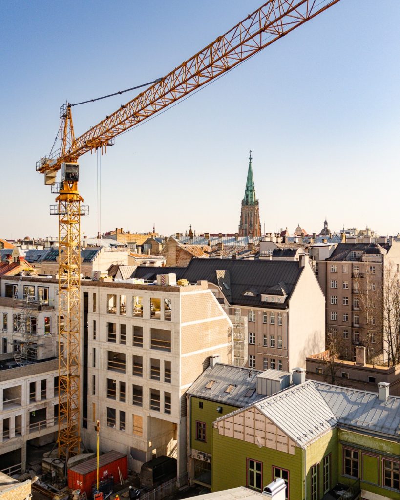 Skolas 17 (Skolas iela 17) - Korterelamu - ehituse fotod