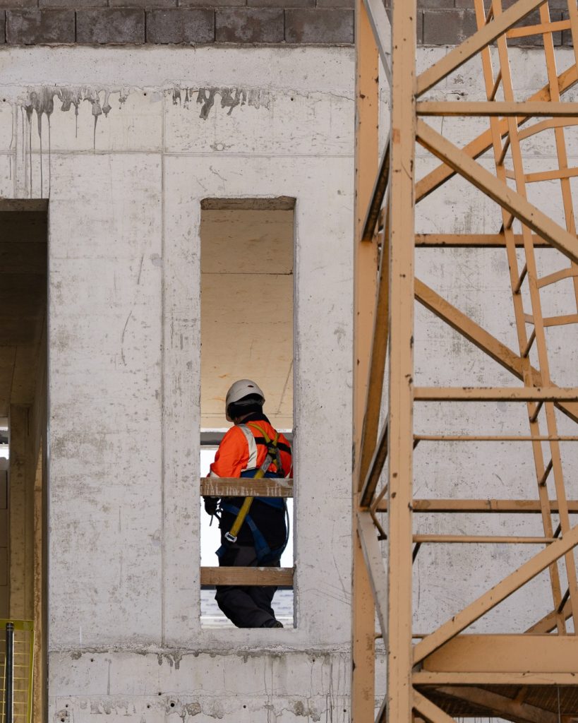 Skolas 17 (Skolas iela 17) - Korterelamu - ehituse fotod