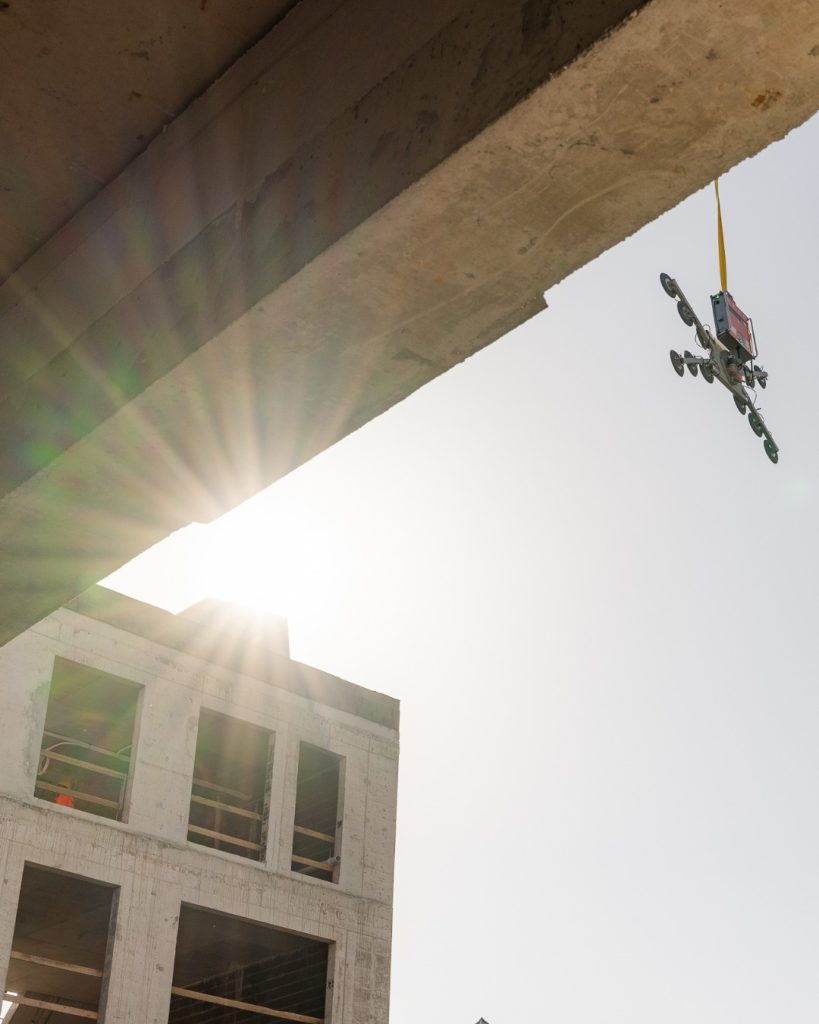 Skolas 17 (Skolas iela 17) - Korterelamu - ehituse fotod