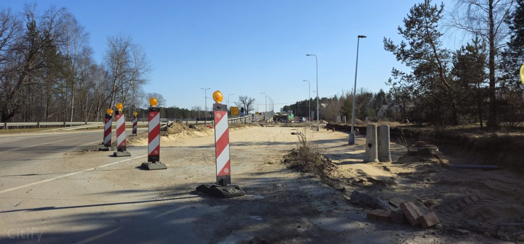 Dienvidu tilta IV kārta I posms (Jāņa Čakstes gatve) - Jalgrattatee, Kõnnitee, Tee - ehituse fotod