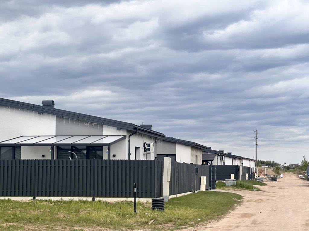 Giraitės terasos (Gervuogių g. 1, 2, 3, 5, 6, 7, 8, 9, 12 - 52 , Mėlynių g. 1, 1A, 2, 2A, 3, 3A, 4, 4A, 5, 5A - 26, 26A) - Private house community - construction photos