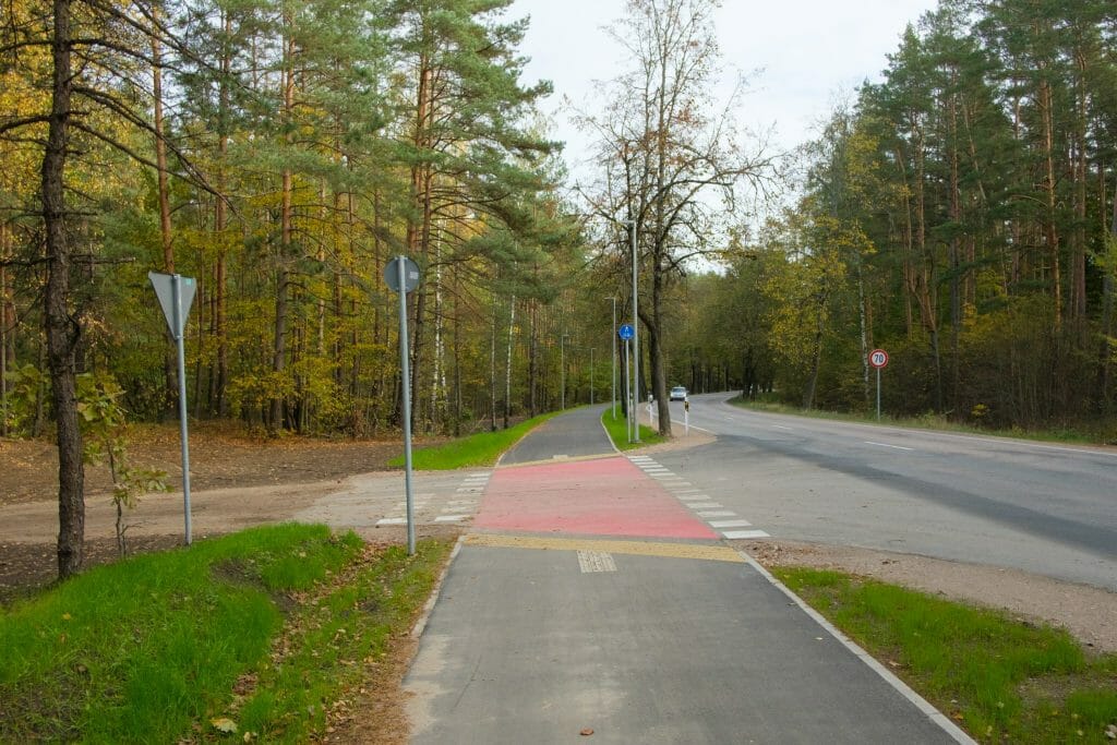 Gājēju un velosipēdistu ceļš Imanta - Babīte (Slokas iela) - Velosipēdu ceļš - būvdarbu attēli
