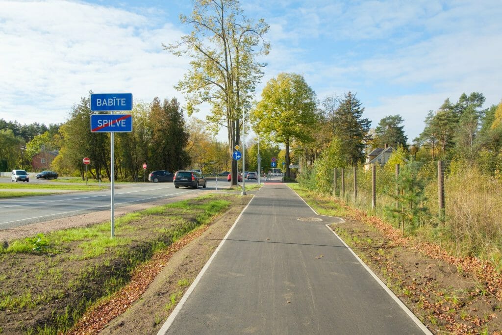 Gājēju un velosipēdistu ceļš Imanta - Babīte (Slokas iela) - Velosipēdu ceļš - būvdarbu attēli