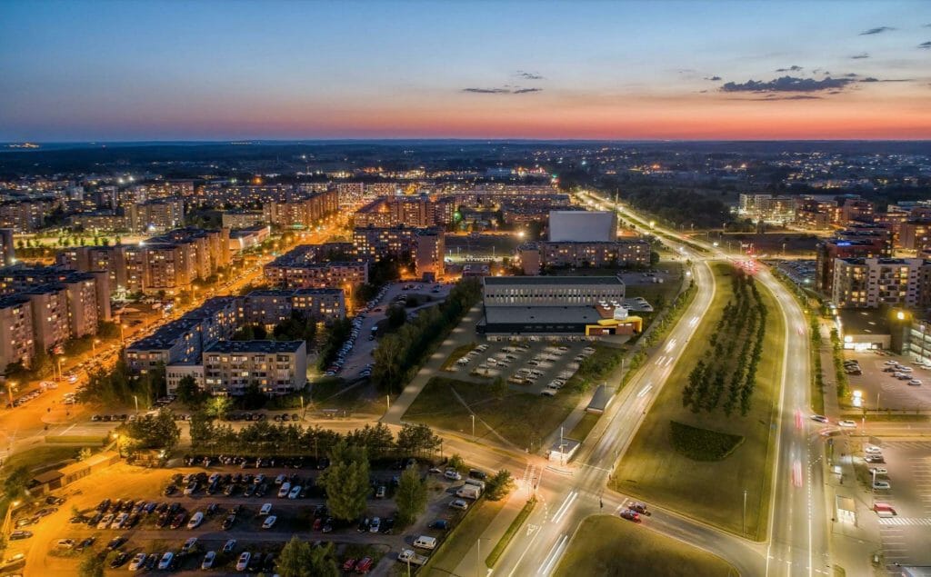 IKI Pilaitės pr. parduotuvė ir administracinis (Pilaitės pr. 42) - Food store, Office center - visualization