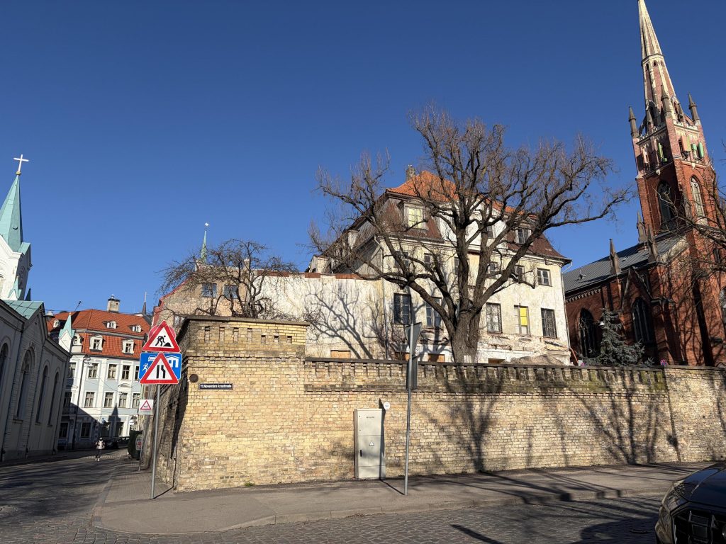 Anglikāņu iela 5 (Anglikāņu iela 5) - Daudzdzīvokļu nams - būvdarbu attēli