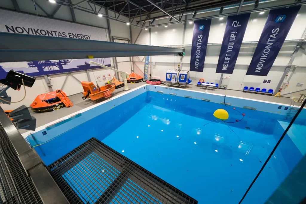 Novikontas Maritime College - 1-2. kārtas (Duntes iela 17D) - Kõrgkool, Ujula - ehituse fotod