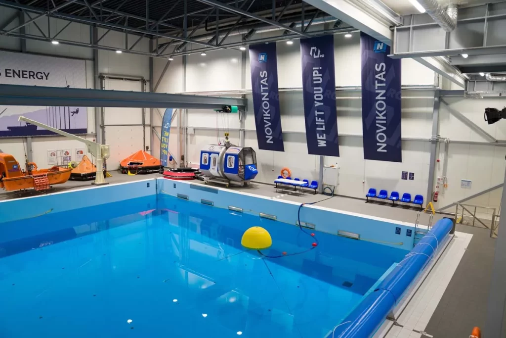 Novikontas Maritime College - 1-2. kārtas (Duntes iela 17D) - Kõrgkool, Ujula - ehituse fotod