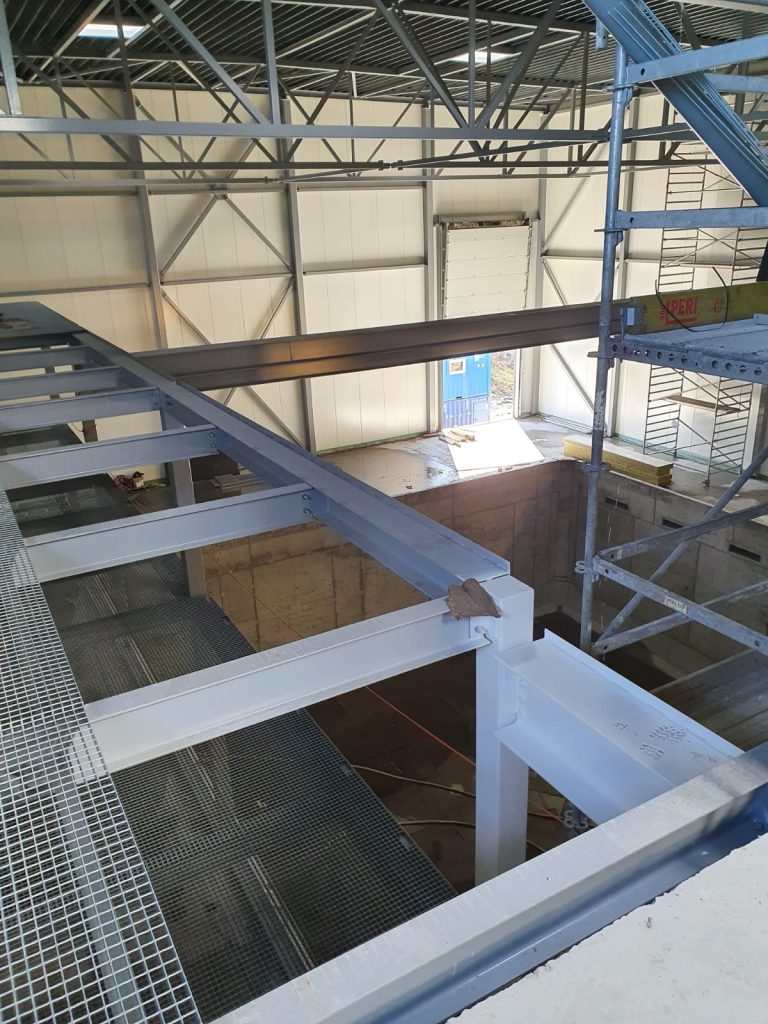 Novikontas Maritime College - 1-2. kārtas (Duntes iela 17D) - Kõrgkool, Ujula - ehituse fotod