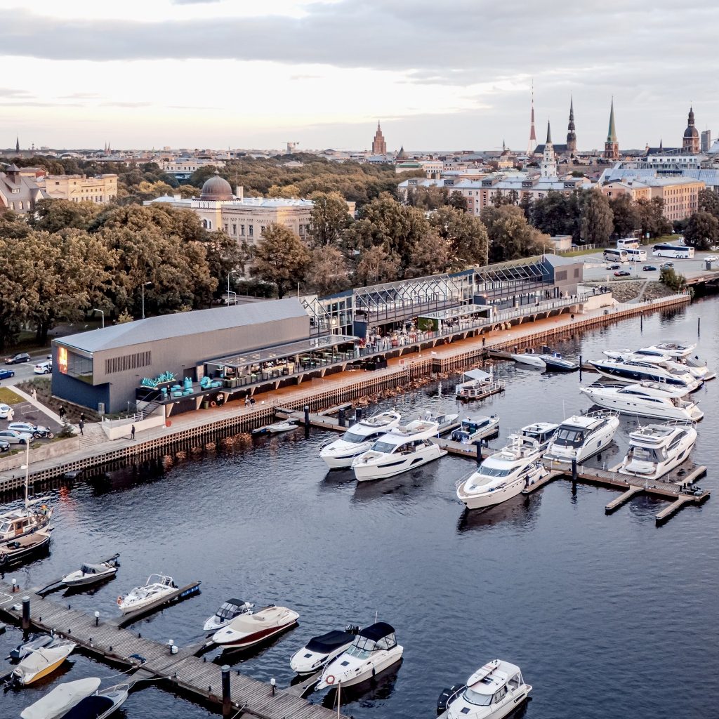 Jahtklubs un daudzfunkcionālais izklaides un atpūtas komplekss “ExPorto” (Eksporta iela 1A) - Kita komercija, Pakrantė - statybų nuotraukos