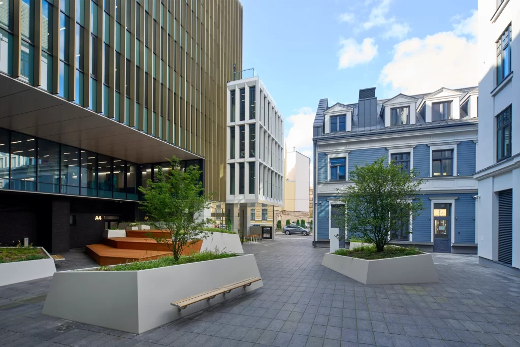 Satekles Business Center (Ernesta Birznieka Upīša iela 2, 4, Dzirnavu iela 106) - Office center - construction photos