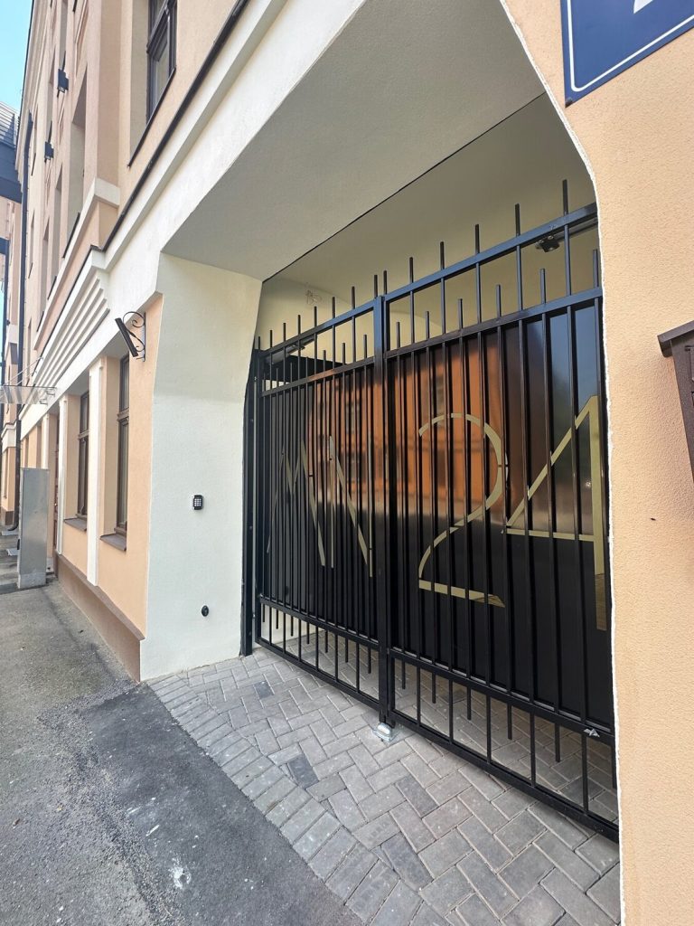 Kvartals 3-24 (Mazā Nometņu iela 24) - Daudzdzīvokļu nams - būvdarbu attēli