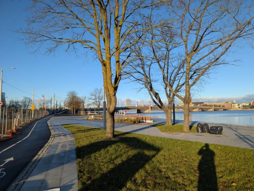 Mūkusalas ielas krasta promenāde (Mūkusalas iela) - Bike path, Waterside - construction photos