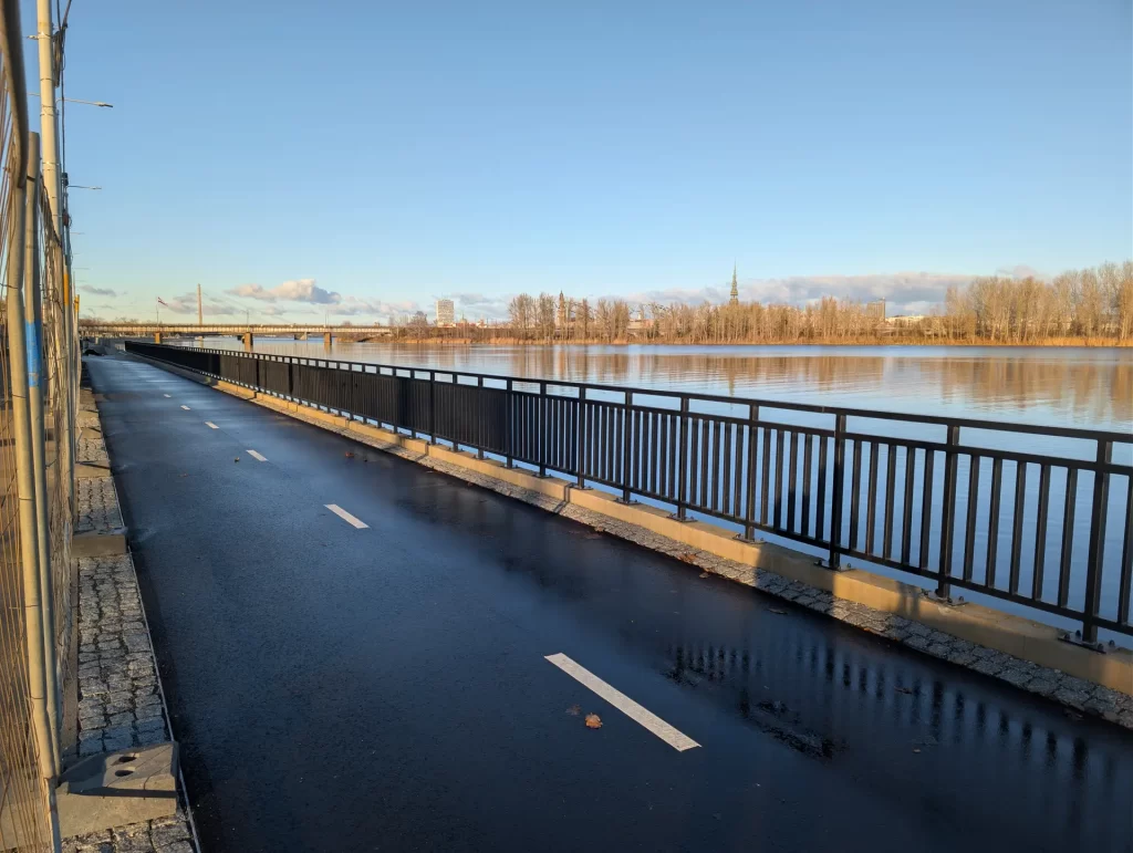 Mūkusalas ielas krasta promenāde (Mūkusalas iela) - Bike path, Waterside - construction photos