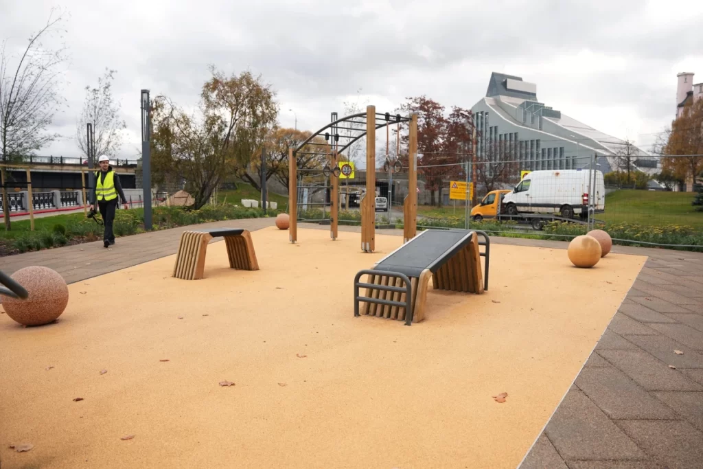 Mūkusalas ielas krasta promenāde (Mūkusalas iela) - Bike path, Waterside - construction photos