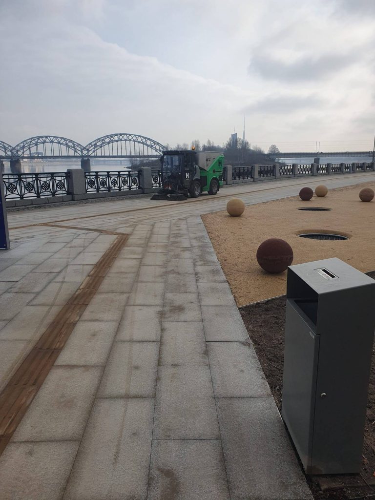 Mūkusalas ielas krasta promenāde (Mūkusalas iela) - Bike path, Pedestrian path, Waterside - construction photos