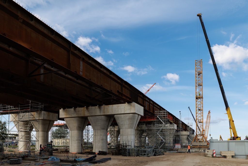 Rail Baltica stacija starptautiskajā lidostā "Rīga" (Starptautiskā lidosta "Rīga") - Railroad, Train station - construction photos
