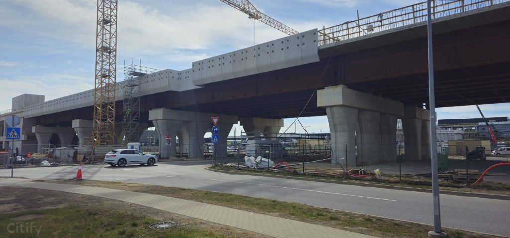 Rail Baltica stacija starptautiskajā lidostā "Rīga" (Starptautiskā lidosta "Rīga") - Railroad, Train station - construction photos