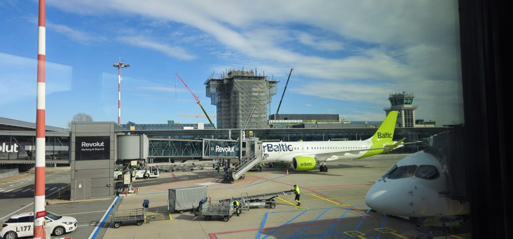 Latvijas Gaisa satiksmes vadības tornis (Ziemeļu iela 18) - Administracinis, Oro uostas - statybų nuotraukos