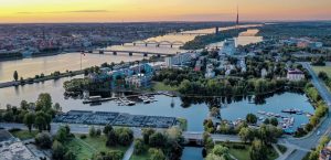 Klīversalas kvartāls (Trijādības iela 1, 1A, 11B Kuģu iela 28) - Daugiabutis