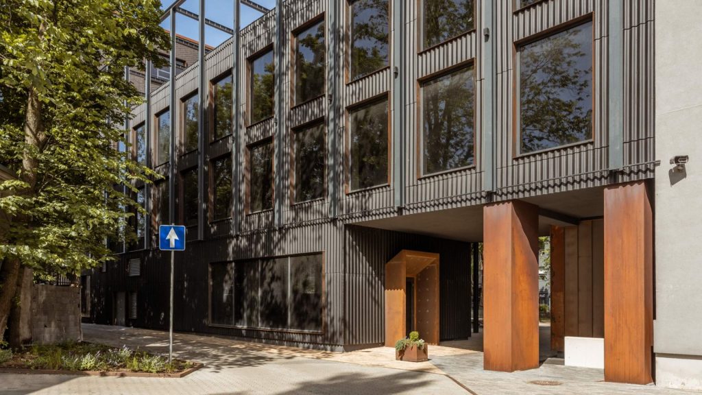 Grīziņdārzs - 1. kārta (Zemitāna iela 7, 9) - Äripark - ehituse fotod