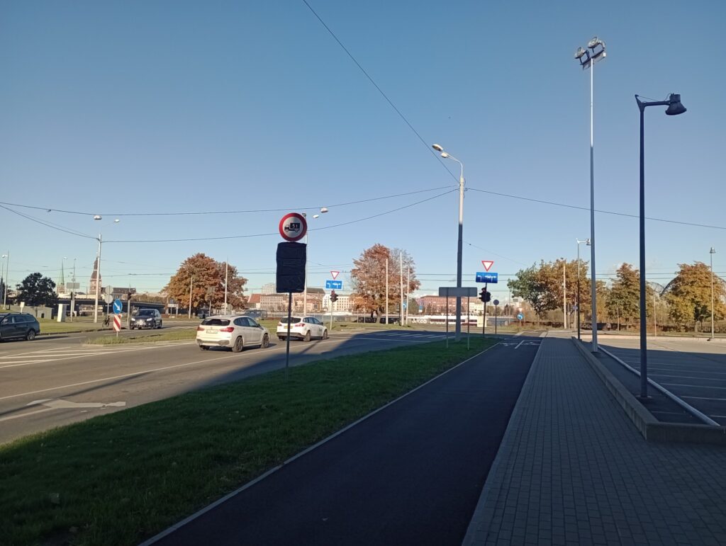 Velosipēdu ceļš Centrs - Ziepniekkalns (Akmeņu iela, Vienības gatve, Telts iela, Valdeķu iela) - Bike path - construction photos